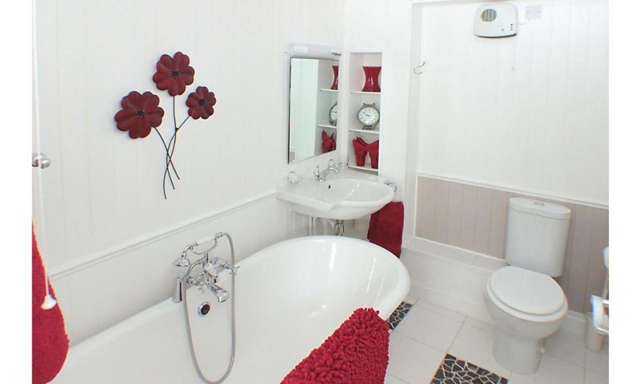 Seven Bed And Breakfast Сейнт Агнес Екстериор снимка